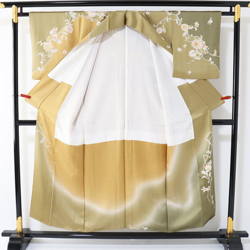 訪問着 リサイクル 身丈149cm 裄62.4cm 袷 花唐草模様 刺繍 金駒 ブラウン SSサイズ セミフォーマル 落款 一つ紋 正絹 広衿 Sランク