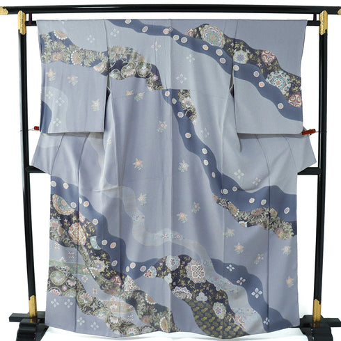 訪問着 リサイクル 身丈160.5cm 裄64.8cm 袷 華紋や花唐草柄 金駒刺繍 グレー Lサイズ フォーマル 一つ紋 正絹 広衿 Sランク
