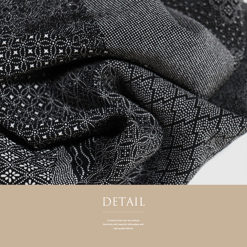 江戸小紋 リサイクル 身丈158cm 裄65.2cm 袷 伝統工芸士 寺山存男 裂取 おしゃれ八掛 ブラック Mサイズ お洒落 落款 正絹 広衿 Sランク