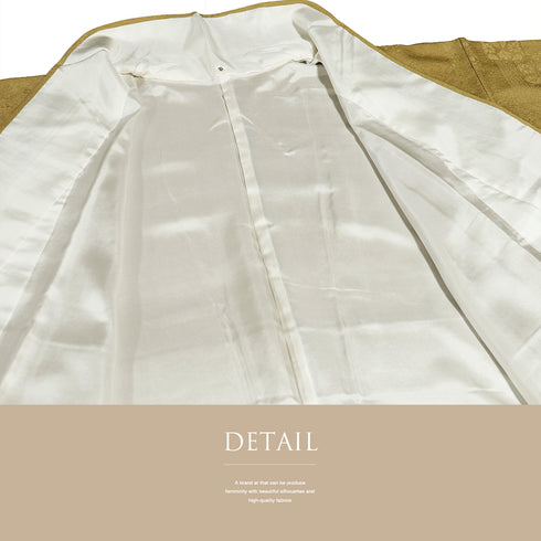 色無地 リサイクル 身丈156cm 裄62.4cm 袷 イエロー Mサイズ セミフォーマル お洒落 一つ紋 しつけ糸 正絹 広衿 地紋あり Sランク