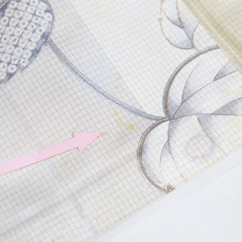 紬 リサイクル 身丈153.8cm 裄63.2cm 袷 市松に葉や小花柄 箔 ベージュ Sサイズ お洒落 カジュアル 正絹 広衿 Sランク