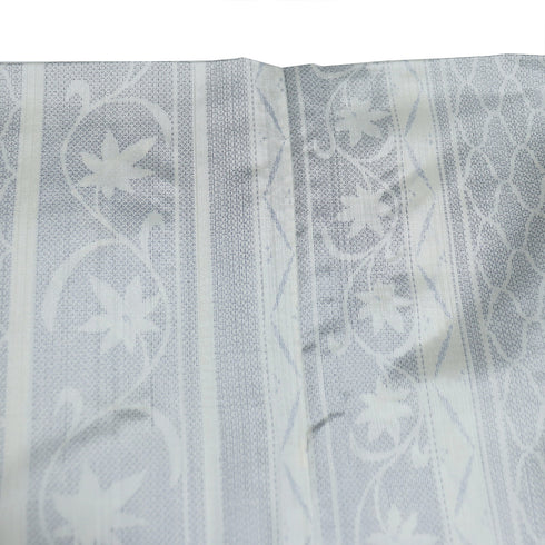 紬 リサイクル 身丈158.5cm 裄67.2cm 単衣 紬柄プリント 花唐草 平織生地 後身頃居敷当て ゆったりサイズ ホワイト Mサイズ お洒落 カジュアル ポリエステル 広衿 Sランク