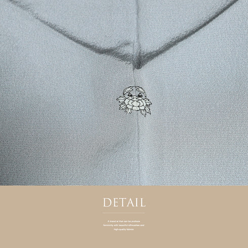 色無地 リサイクル 身丈159.5cm 裄68.4cm 袷 グレー Mサイズ セミフォーマル 落款 一つ紋 蟹牡丹紋 正絹 広衿 地紋なし Aランク