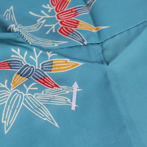 小紋 リサイクル 身丈161cm 裄64.6cm 袷 青海波に花柄 笹柄 ブルー Lサイズ カジュアル お洒落 不明 広衿 Bランク