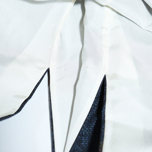 大島紬 リサイクル 身丈164.7cm 裄67.6cm 袷 草花柄 藤絹織物 ネイビー Lサイズ お洒落 カジュアル しつけ糸 正絹 広衿 Sランク