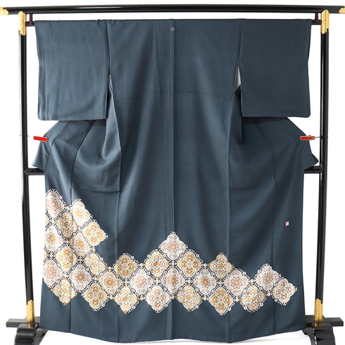 色留袖 リサイクル 身丈163cm 裄66.6cm 袷 華文に唐花柄 箔 金駒刺繍 ネイビー Lサイズ セミフォーマル 落款 一つ紋 正絹 広衿 Sランク