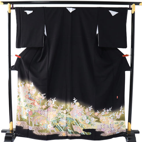 黒留袖 リサイクル 身丈164.5cm 裄66.4cm 袷 雪輪柄 金駒刺繍 ブラック Lサイズ 落款 五つ紋 しつけ糸 正絹 広衿 Sランク