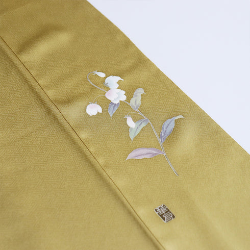 色無地 リサイクル 身丈159cm 裄63.4cm 袷 イエロー Mサイズ フォーマル お洒落 落款 一つ紋 正絹 広衿 地紋あり Sランク