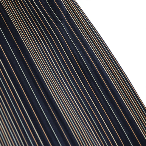 小紋 リサイクル 身丈164cm 裄69.6cm 袷 パールトーン加工 縞模様 矢羽根柄 地紋あり 箔加工 ネイビー Lサイズ お洒落 正絹 広衿 Sランク