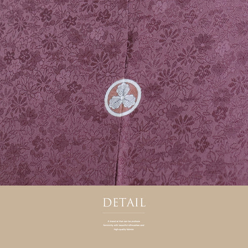 色無地 リサイクル 身丈158.5cm 裄65.6cm 袷 菊や梅柄 パープル Mサイズ セミフォーマル 一つ紋 しつけ糸 正絹 広衿 地紋あり Sランク