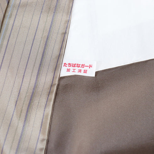 大島紬 リサイクル 身丈160cm 裄65.4cm 袷 縞格子柄 ベージュ Mサイズ お洒落 カジュアル 証紙 正絹 バチ衿 Sランク