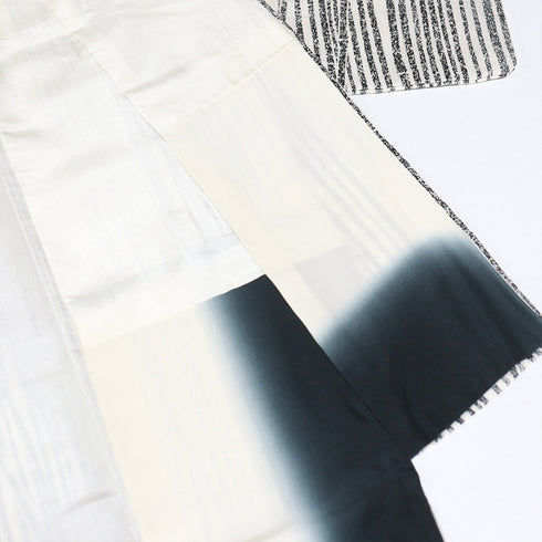 小紋 リサイクル 身丈157.2cm 裄65.6cm 袷 竹縞柄 ホワイト Mサイズ お洒落 カジュアル 正絹 広衿 Aランク