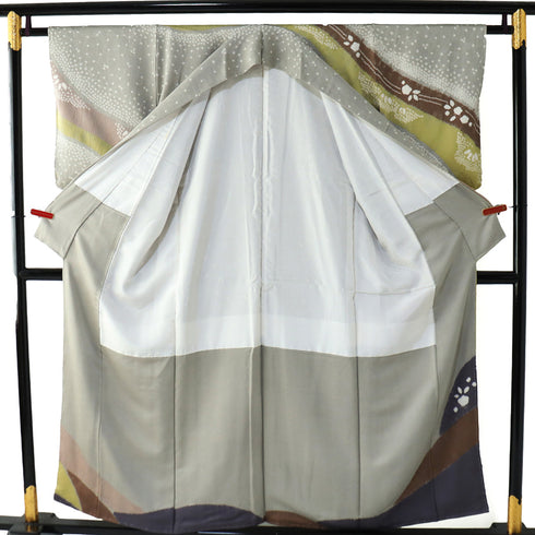 訪問着 リサイクル 身丈153.3cm 裄62.4cm 袷 絞り 斜縞模様 染め分け柄 地紋 グレー Sサイズ お洒落 正絹 広衿 Sランク