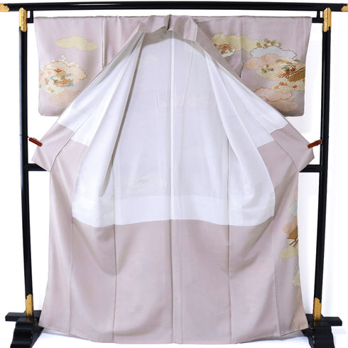 訪問着 リサイクル 身丈164.3cm 裄66.2cm 袷 雪取に松菊柄 箔 金駒刺繍 パープル Lサイズ セミフォーマル フォーマル 落款 しつけ糸 正絹 広衿 Sランク