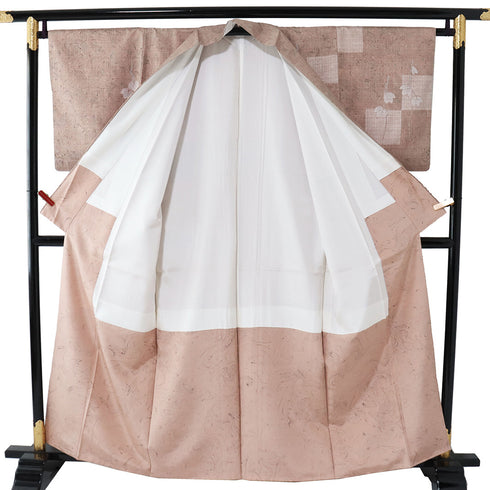 訪問着 リサイクル 身丈160cm 裄65.8cm 袷 紬 伝統工芸品 上代絵抜御召 さくらつむぎ ゆったりサイズ 地紋 ベージュ Mサイズ お洒落 証紙 正絹 広衿 Sランク