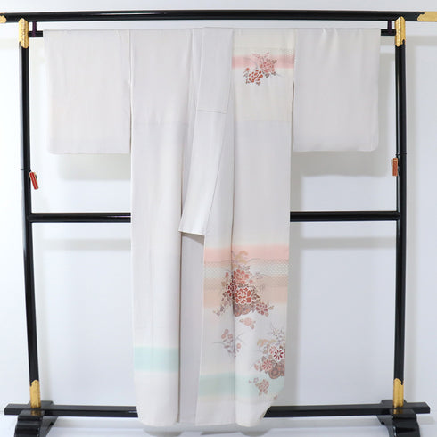 訪問着 リサイクル 身丈153.8cm 裄66cm 袷 花車柄 ぼかし 汕頭刺繍 相良刺繍 箔 グレー Sサイズ セミフォーマル お洒落 正絹 広衿 Bランク