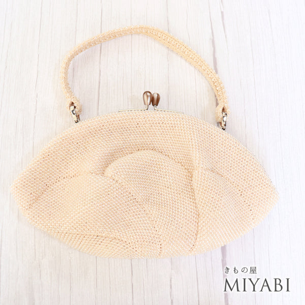 ビーズバック ベージュ お洒落 横幅26cm 高さ13.5cm マチ7cm(一番広い所) Aランク 和装小物 ZO-74