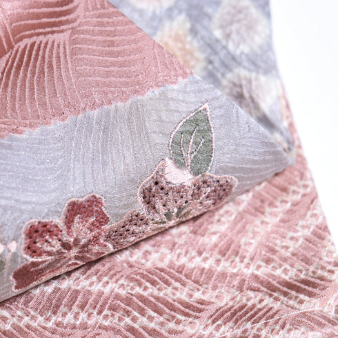 訪問着 リサイクル 身丈163.5cm 裄65cm 袷 絞り 汕頭刺繍風 辻ヶ花風 箔 地紋 ピンク Lサイズ お洒落 しつけ糸 正絹 広衿 Sランク