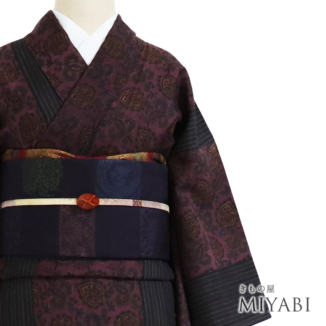 リサイクル着物 紬 袷 身丈160.5cm 裄63.4cm 縞と花唐草模様