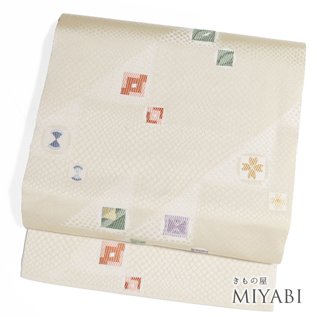 ベージュ – きもの屋 MIYABI.net